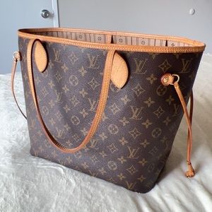 Louis Vuitton Neverfull MM Monogram